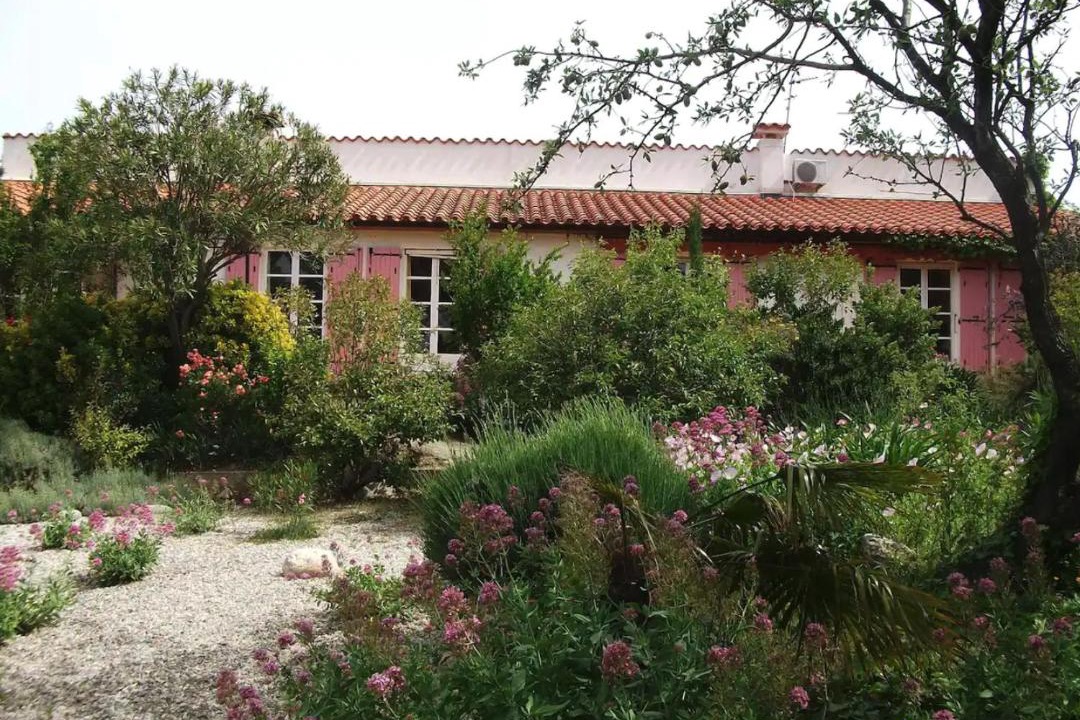 Photo of Buildings in Villeneuve-de-la-Raho