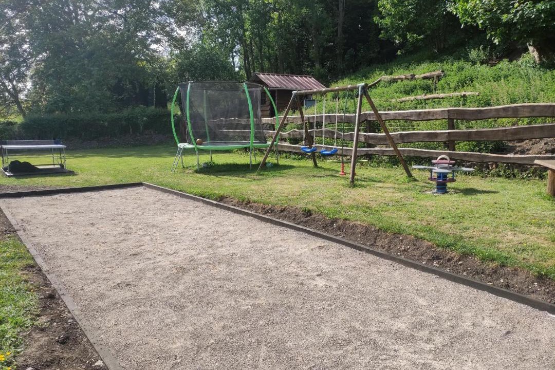 Photo of Others in Dieval