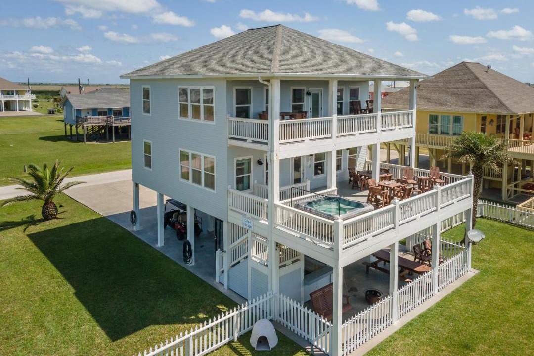 Photo of Patio Balcony in Port Bolivar