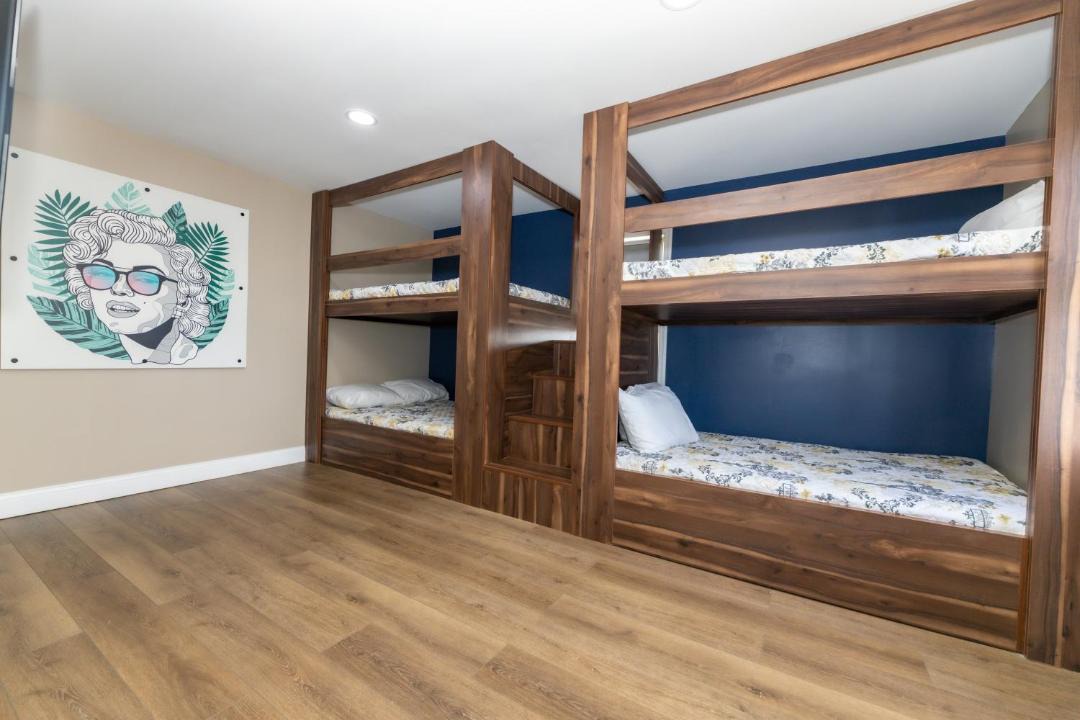 Photo of Bedroom in Seaside Heights