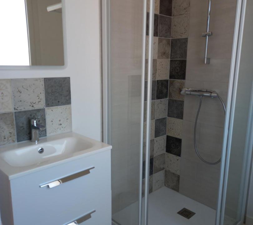 Photo of Others in L'Epine