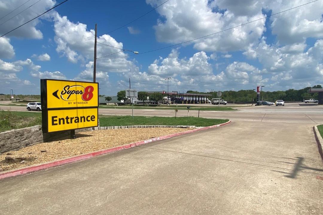 Photo of Others in Terrell