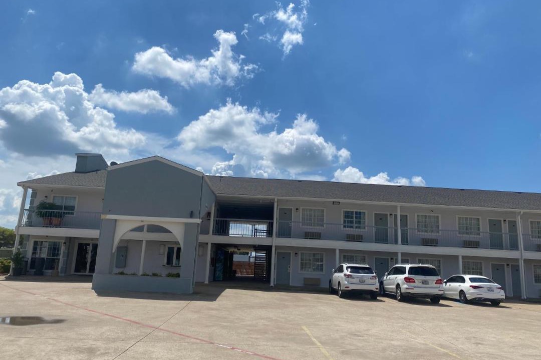 Photo of Buildings in Terrell