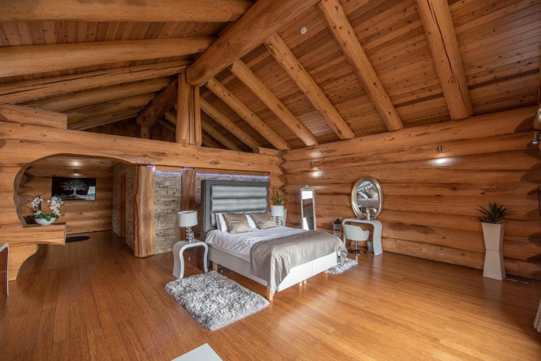 Photo of Others in Bathgate