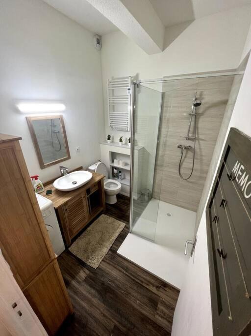 Photo of Bathroom in Carcassonne