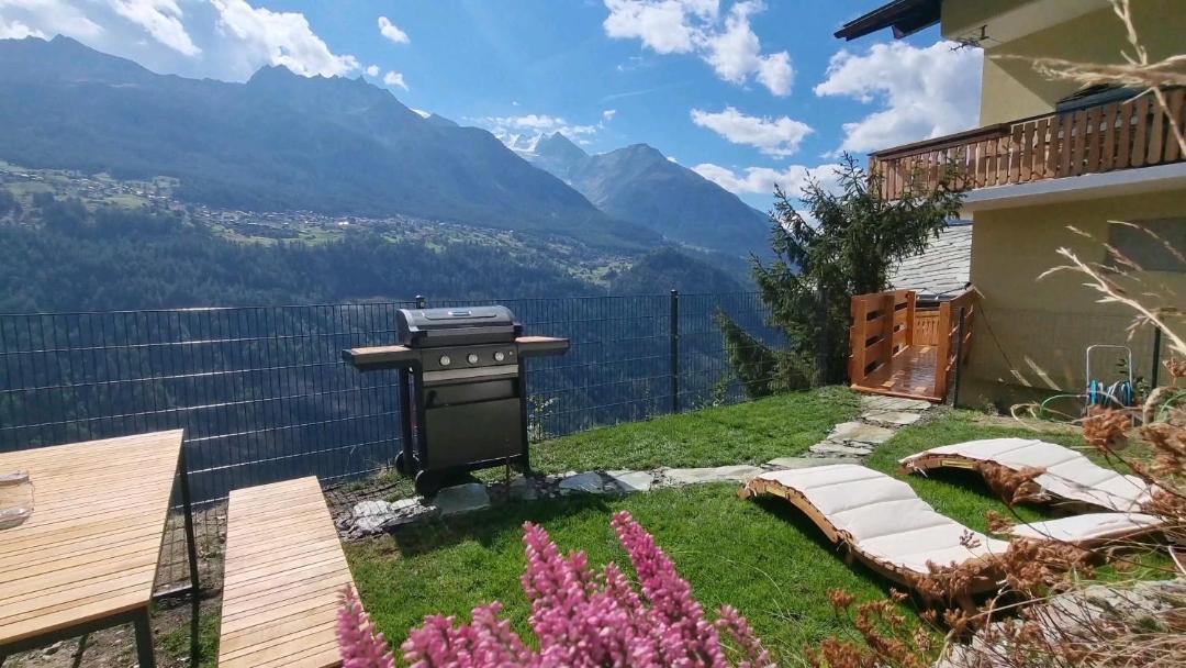 Photo of Patio Balcony in Embd