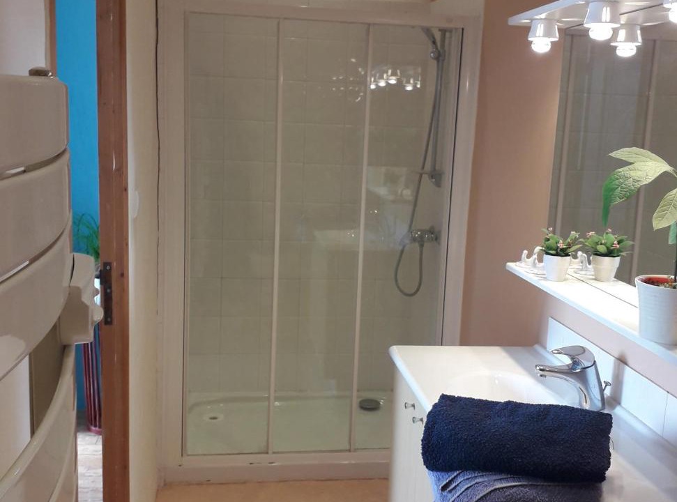 Photo of Others in Clarac