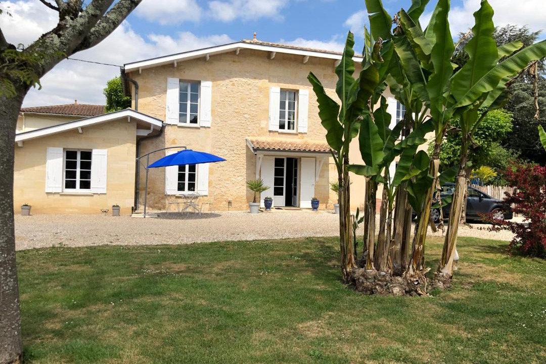 Photo of Buildings in Cabara