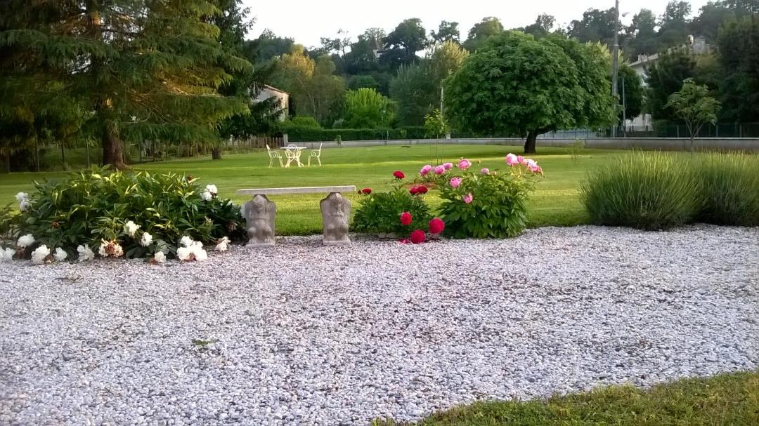 Photo of Others in Cabara