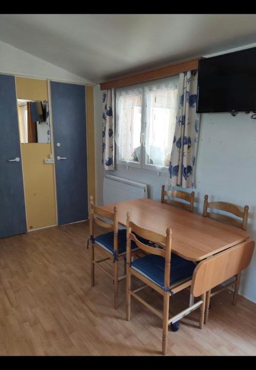 Photo of Livingroom in Saint-Illiers-la-Ville