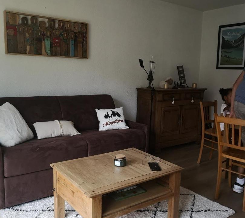 Photo of Livingroom in Esquieze-Sere