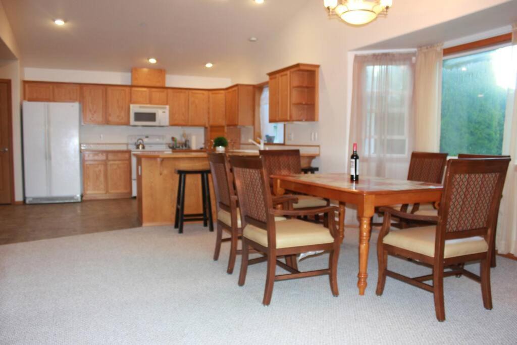 Photo of Livingroom in Everett