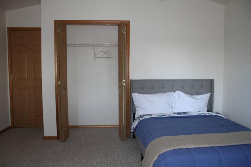 Photo of Bedroom in Everett