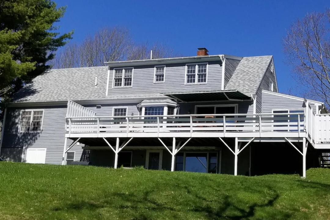 Photo of Buildings in Damariscotta