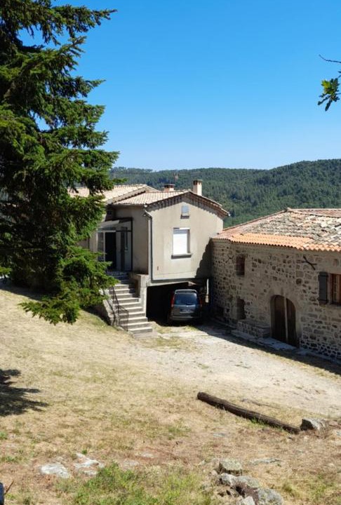 Photo of Buildings in Chassiers