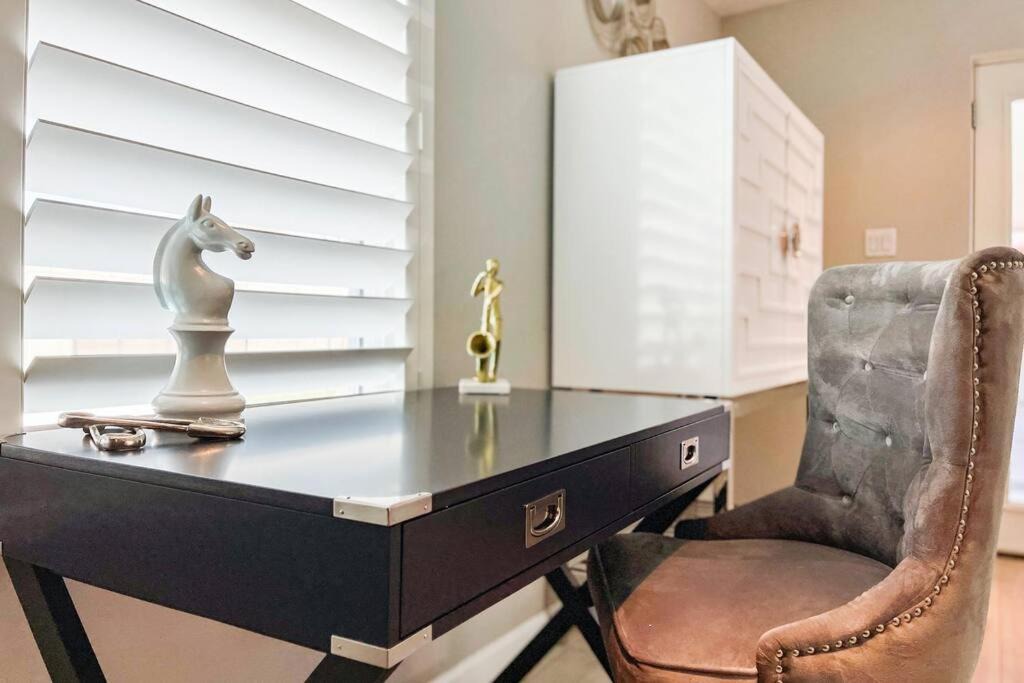 Photo of Livingroom in Cox Heights