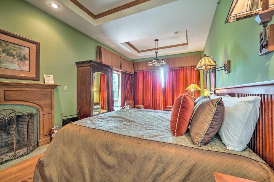 Photo of Bedroom in Townsend