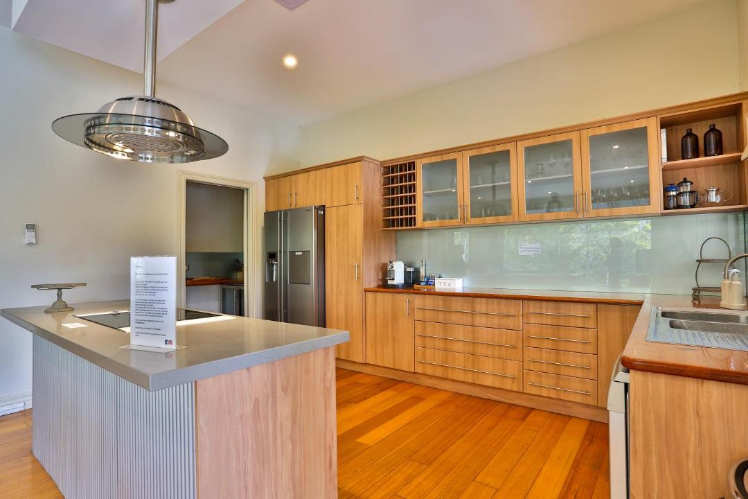 Photo of Kitchen in Taylor Bay