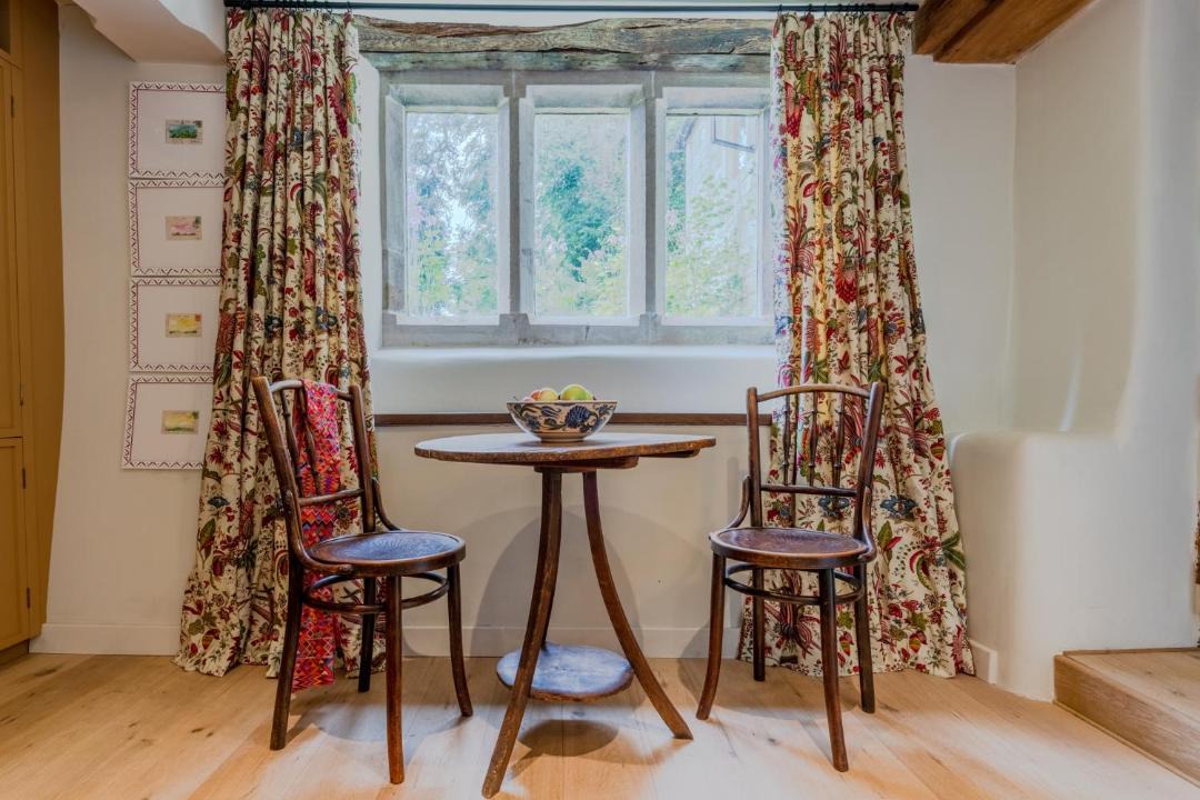 Photo of Livingroom in Brimpsfield