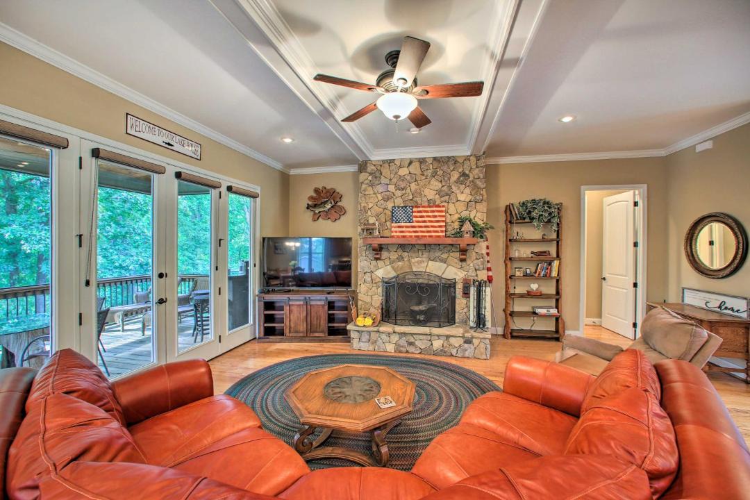 Photo of Livingroom in Townville