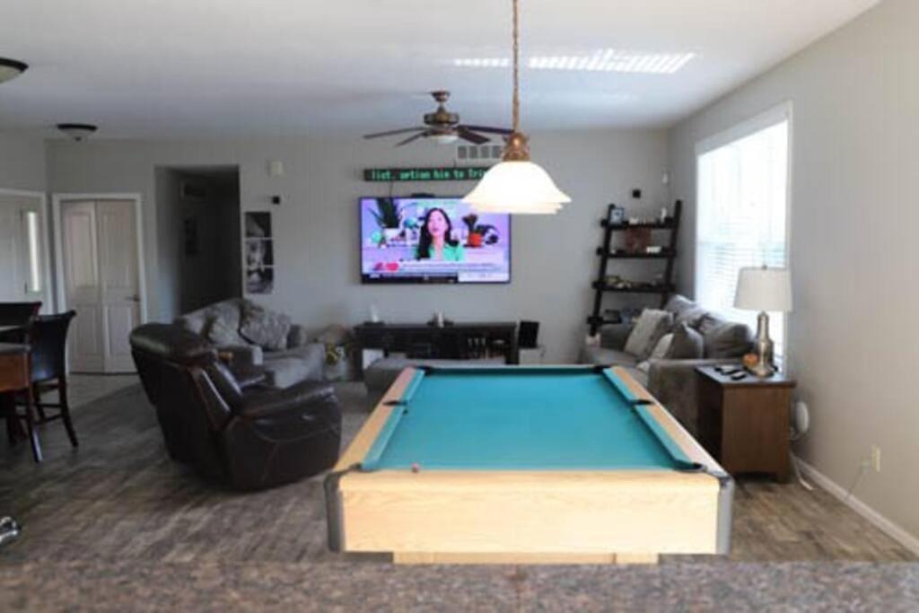 Photo of Livingroom in Simonton Lake