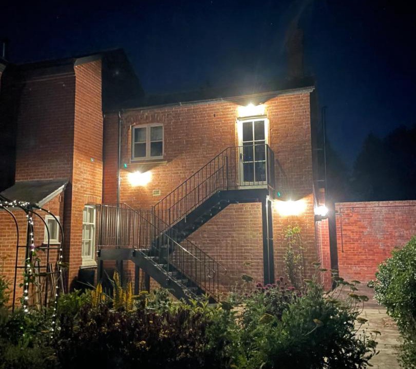 Photo of Others in Alton Barnes