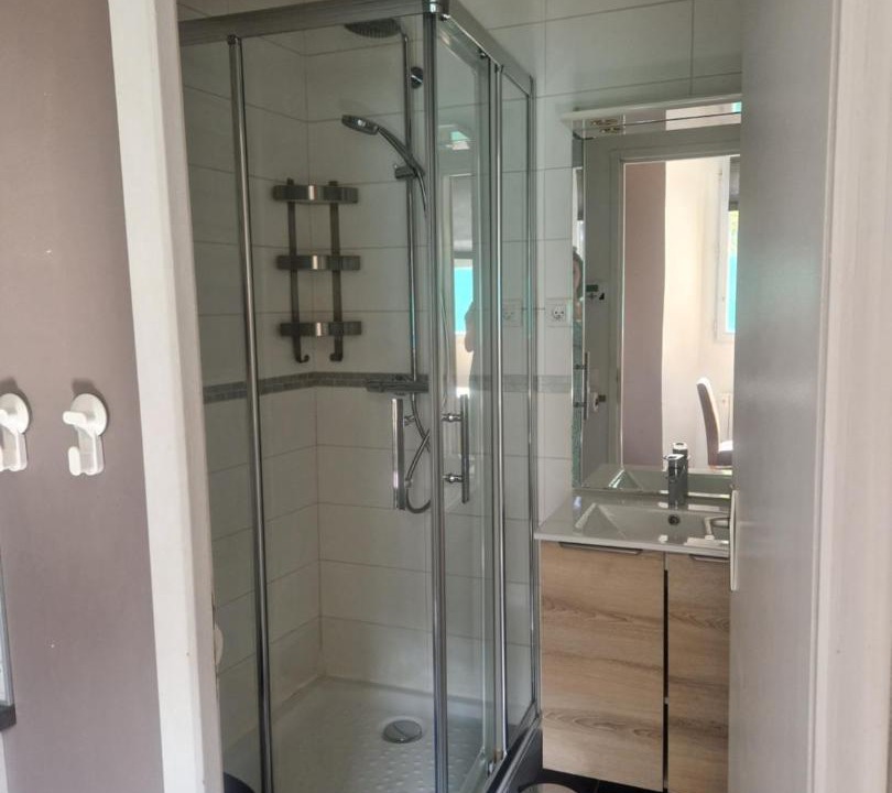 Photo of Bathroom in Le Bourg-d'Oisans
