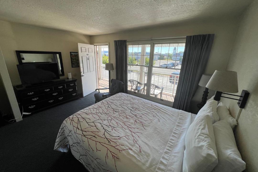 Photo of Bedroom in Cheboygan