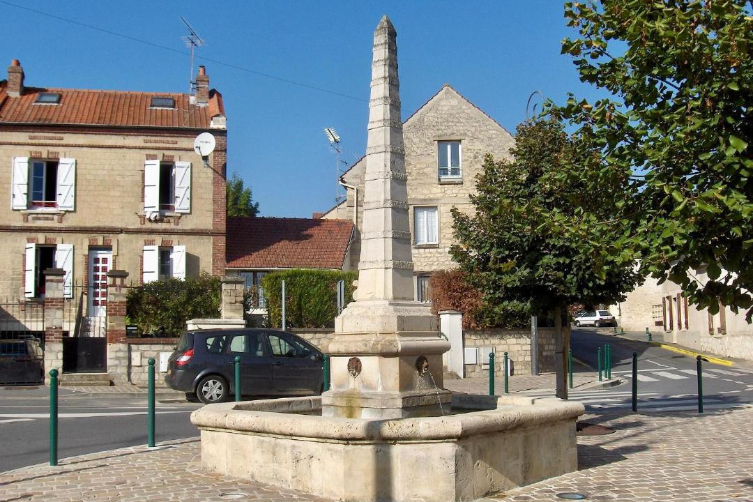 Photo of Others in Champagne-sur-Oise