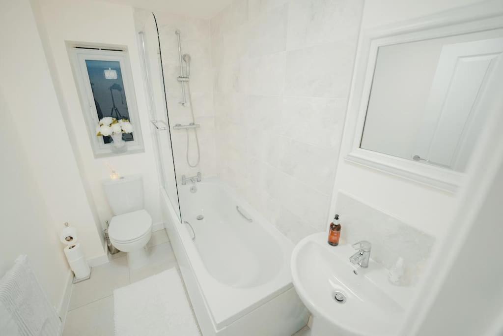 Photo of Bathroom in Thurnscoe