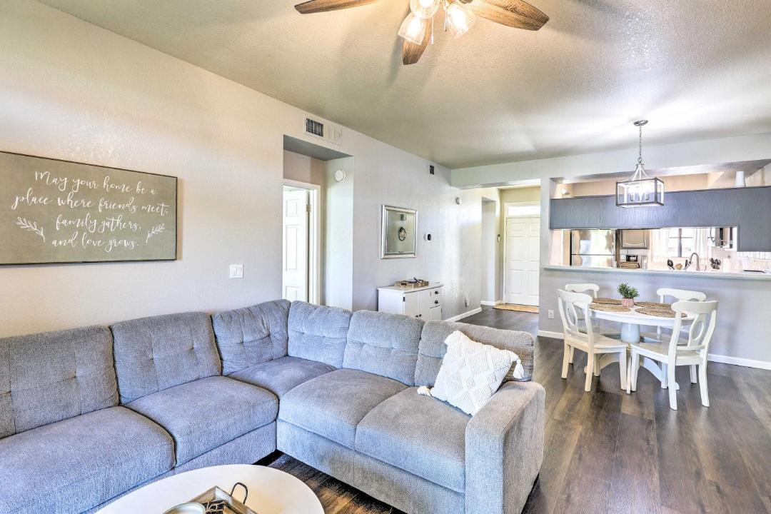 Photo of Livingroom in Arrowhead Ranch