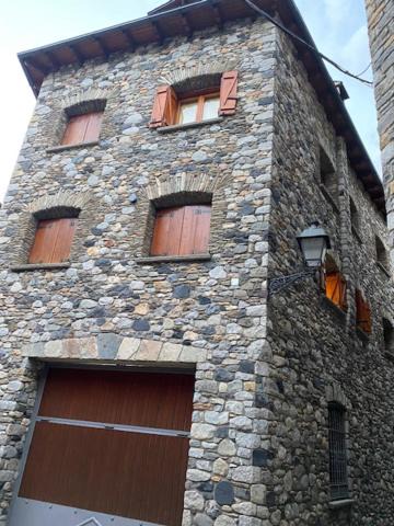 Photo of Buildings in Benasque