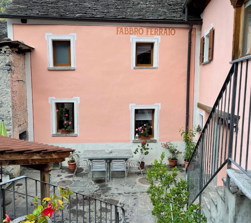 Photo of Buildings in Avegno