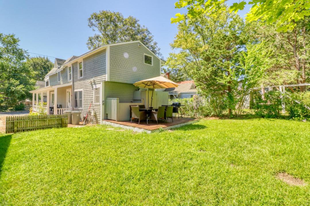 Photo of Others in Oak Bluffs