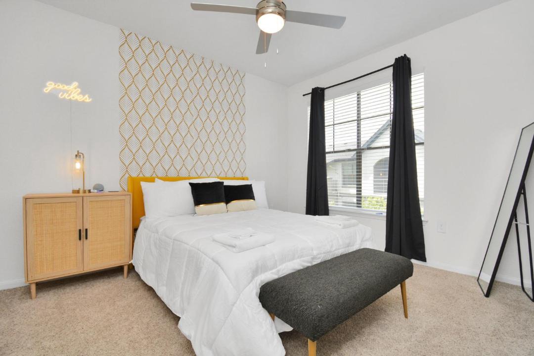 Photo of Bedroom in South Central Houston