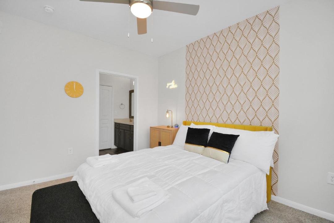 Photo of Bedroom in South Central Houston