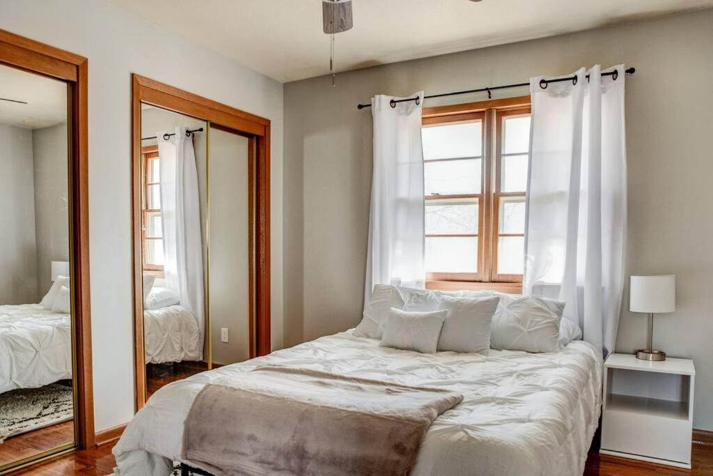 Photo of Bedroom in Des Moines