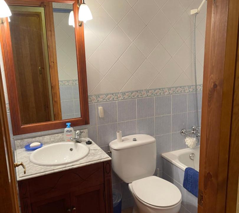 Photo of Bathroom in Setcases