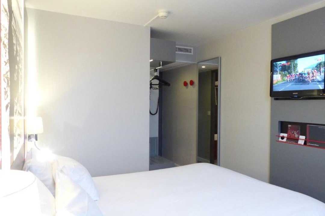 Photo of Others in Montigny-le-Bretonneux