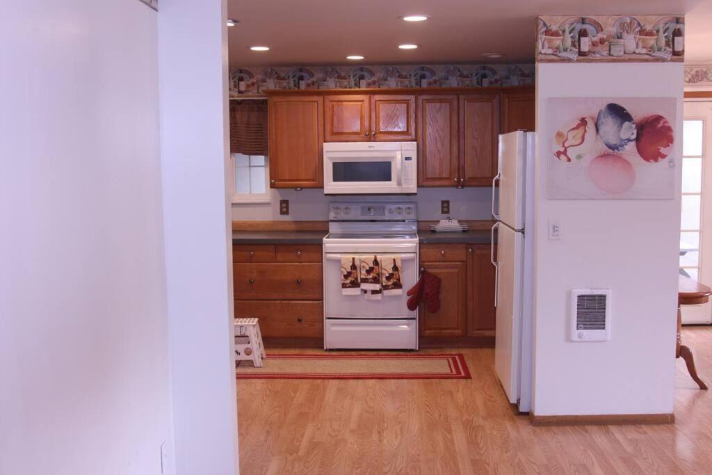 Photo of Kitchen in Holly