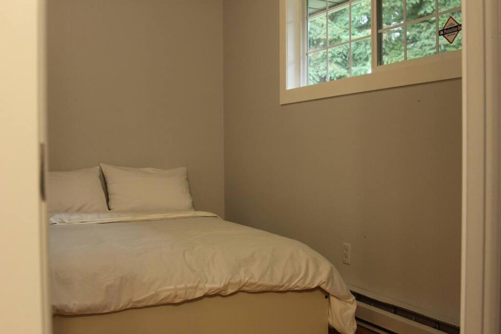 Photo of Bedroom in Holly