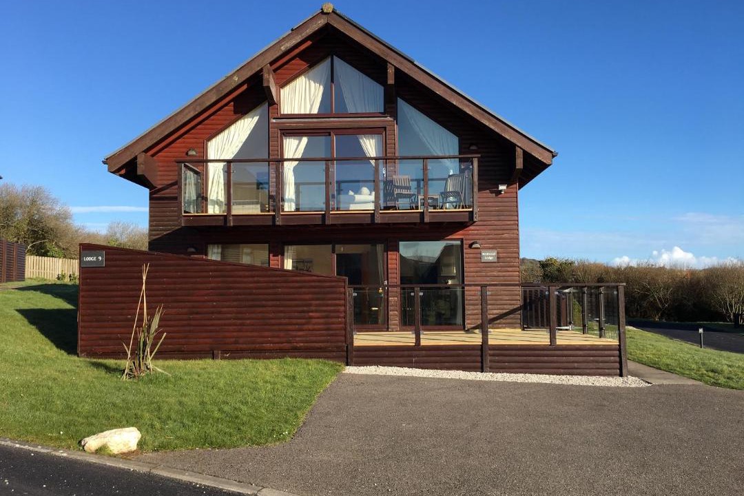 Photo of Buildings in Winnard's Perch