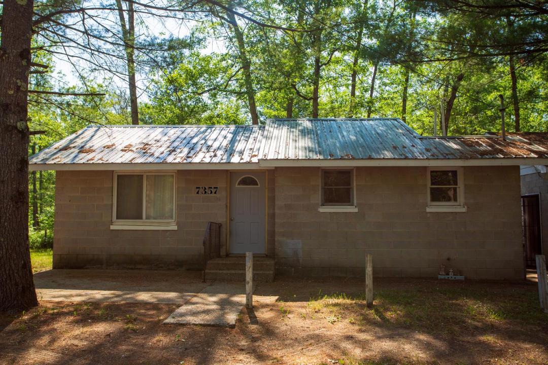 Photo of Buildings in Idlewild