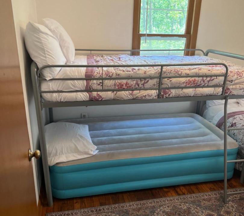 Photo of Bedroom in Idlewild