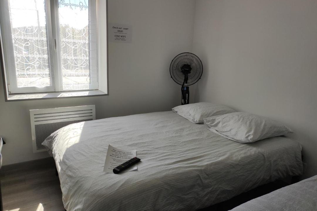 Photo of Bedroom in Charmes