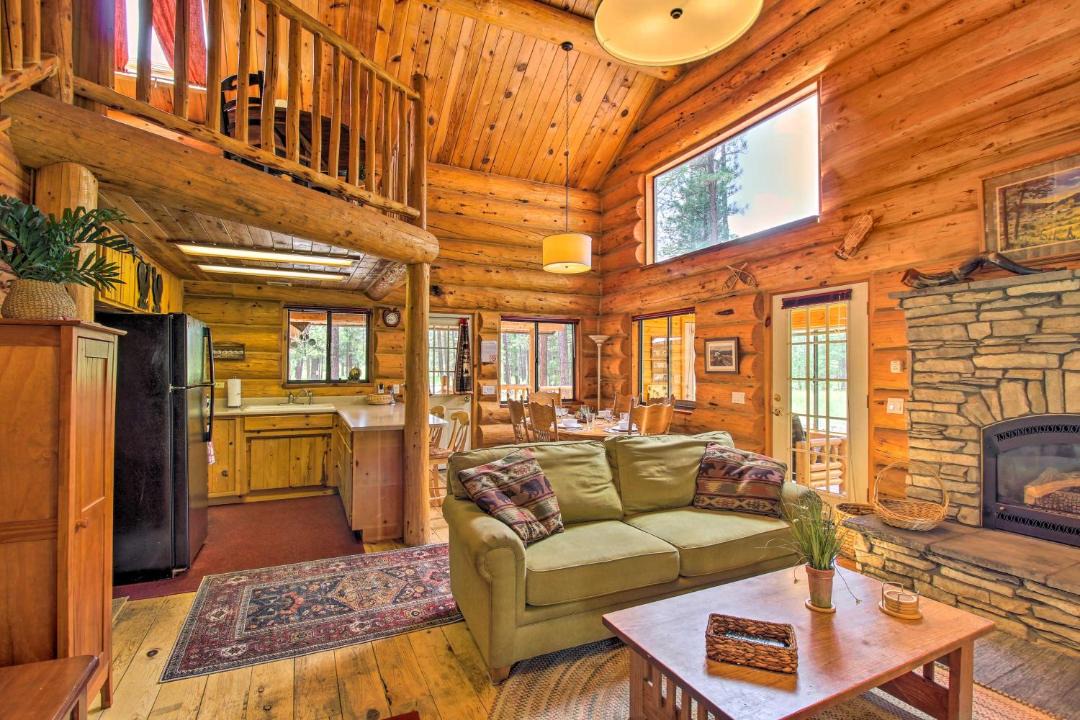 Photo of Livingroom in Greer