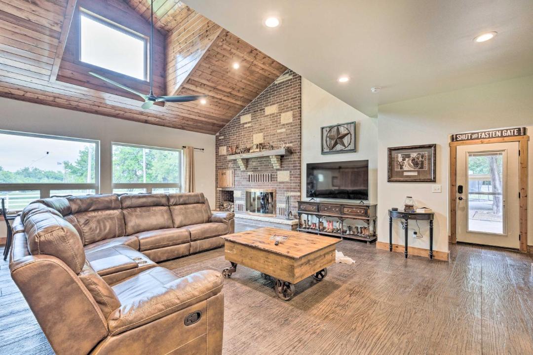 Photo of Livingroom in Peck