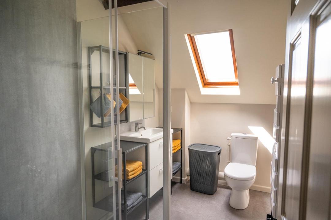 Photo of Others in (le) Mesnil Hue