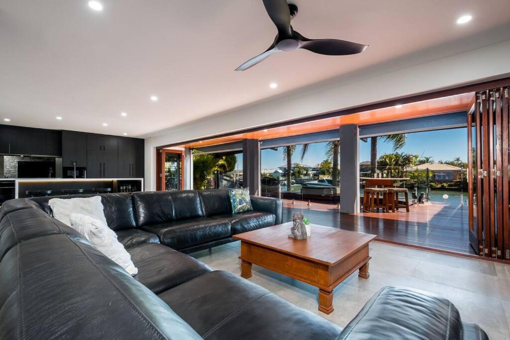 Photo of Livingroom in Runaway Bay