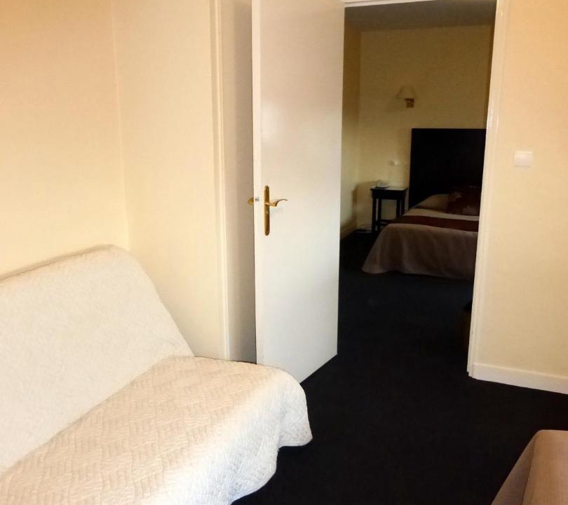 Photo of Bedroom in Pontorson